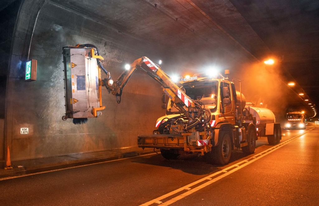 Tunnelsperrung wegen Reinigungsarbeiten. Bild Landratsamt Rhein-Neckar-Kreis