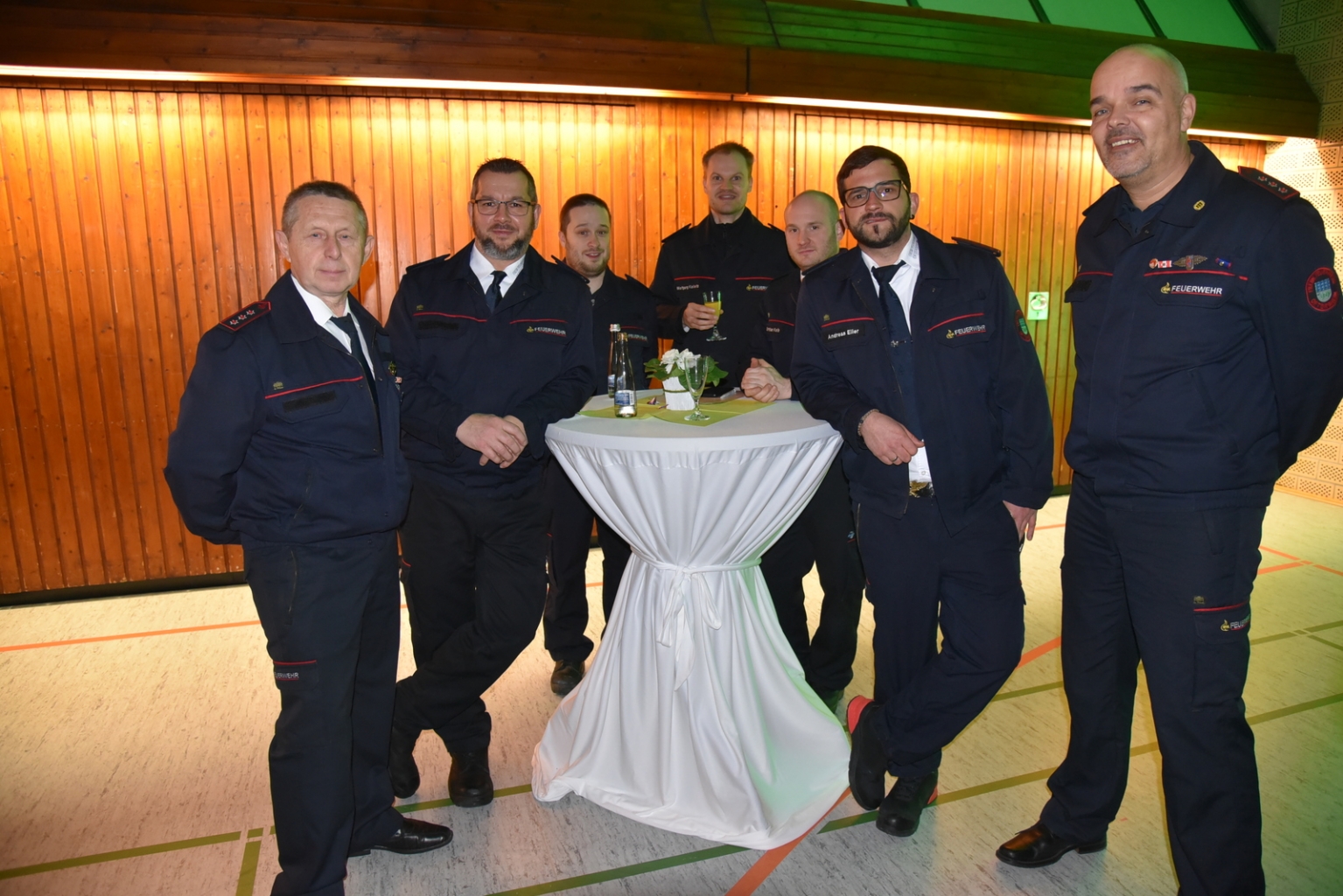 Auch eine stattliche Abordnung der Freiwilligen Feuerwehr Oftersheim war vertreten.
