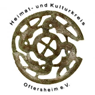 Das HuKO-Emblem: eine Zierscheibe, die 1972 bei Erdarbeiten im Dreieichenweg ausgegraben wurde. Das Schmuckstück aus der Zeit um 500 n.Chr. lag in einem Frankengrab als Grabbeigabe..