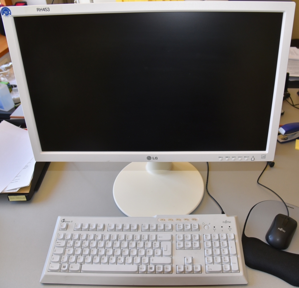 Monitor mit Tastatur