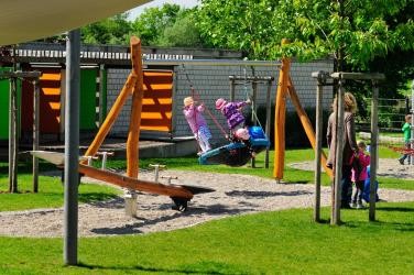 Spielende Kinder in der Albert-Schweitzer Kita