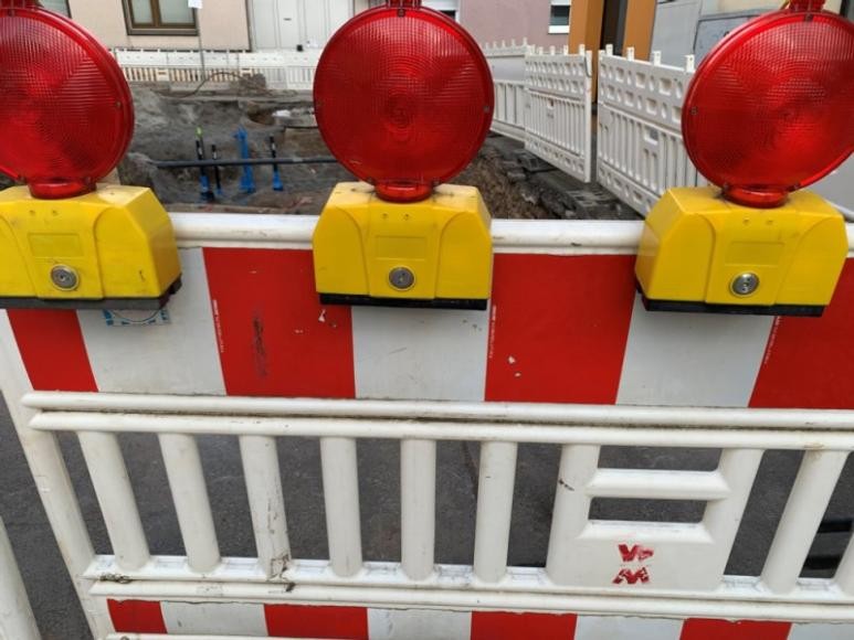 Baustellenabsperrung (Symbolbild)