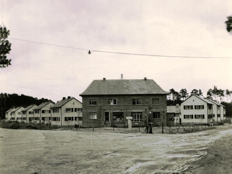 Blick in die Hardtwaldsiedlung, Das Foto ist ca. 1950-52 entstanden.