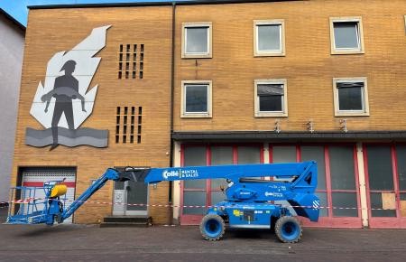 Das Feuerwehrhaus steht noch, aber die Vorbereitungen zum Abriss haben begonnen.