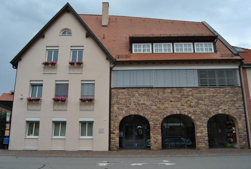 Außenansicht des Verwaltungsgebäudes in der Eichendorffstraße 2 (Sitz Bauamt)
