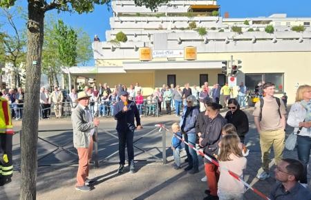 Begrüßung der Gäste zur Maibaumaufstellung