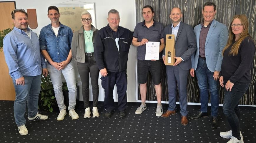 vl: Guido Hillengaß, Thomas Lorenz, Monika Kornmüller, Gerhardt Becker, Sebastian Längerer, Bgm Pascal Seidel, Conny Brix
